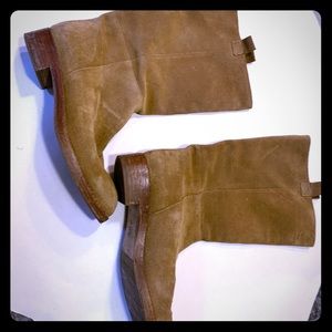 Mid calf suede boots tan